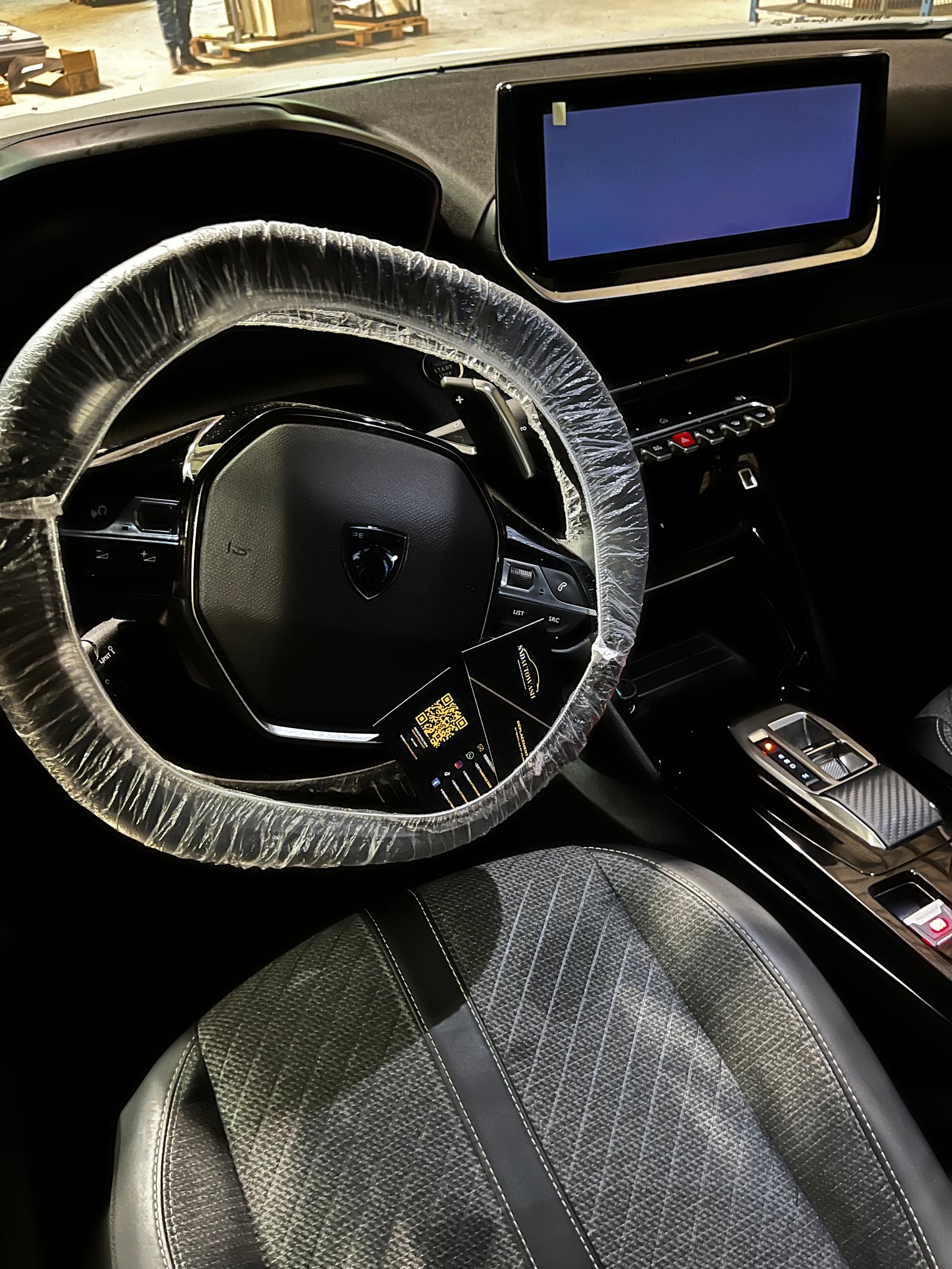 Intérieur de voiture nettoyé par SNDAUTOWASH à domicile à Saint-Malo